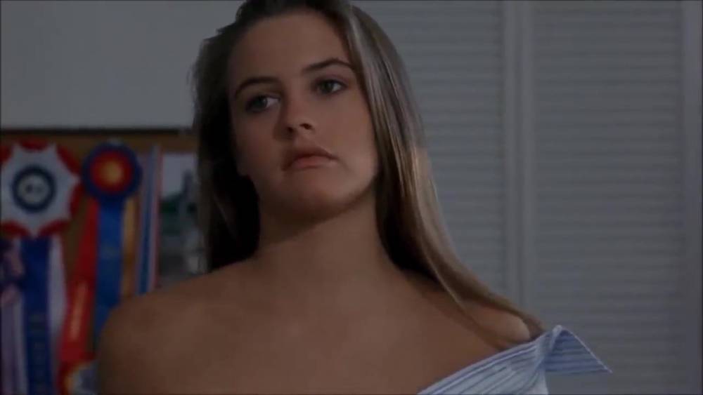 Alicia Silverstone teasing Cary Elwes - xh.video