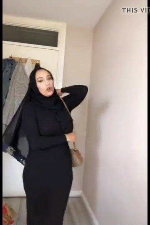 Super hot bengali east london hijabi - xh.video
