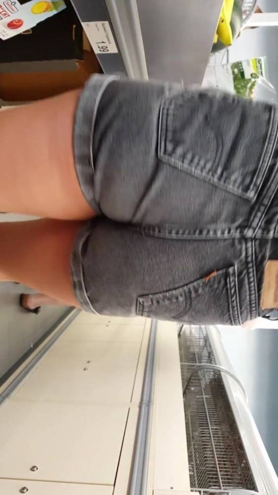 Hot Asian - hot asian girl with short shorts in the supermarket - xh.video - Germany