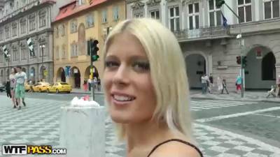 Cock loving blonde is often giving blowjobs to random guys free of any charge, just for fun - sunporno.com