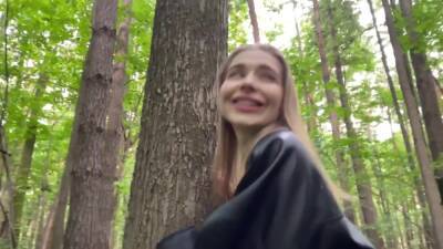 Risky Public Sex In The Forest. Quick Blowjob While Sees - hclips.com