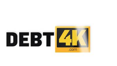 DEBT4k. Horny debt collector gives hottie money in exchange - drtvid.com - Russia