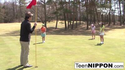 Teen golfer gets her pink pounded on the green! - sexu.com - Japan