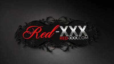 Red XXX - Redhead mature Red XXX is easily distracted - nvdvid.com - Britain
