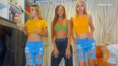 Skinny teen girls webcam lesbian sex show - sunporno.com