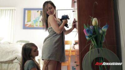 Riley Reid - Remy Lacroix - Riley - Riley Reid And Remy Lacroix In Remy & Riley - Girl Fever - upornia.com