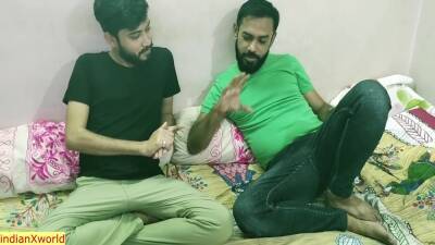 Hot Girlfriend Vs Two Guys!! Dada Tomari Grillfriend Ko Mene Chudna Chataho ! Indian Real Threesome Sex - upornia - India