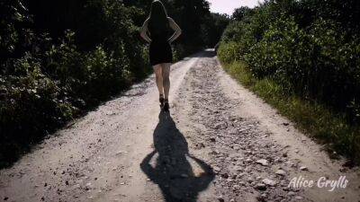 Horny wife WALKS NAKED in heels OUTSIDE the city SUCK dick in the bushes Cum in Mouth ALICExJAN - sunporno.com