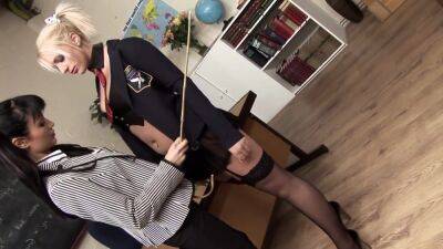 Back To School - Lascivious College Girls Do Their Best - upornia.com - Russia