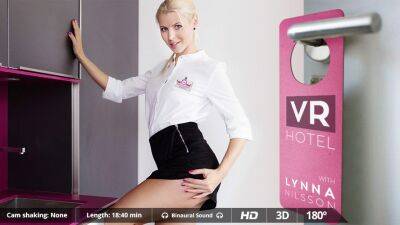 Lynna Nilsson - VR Hotel - txxx.com