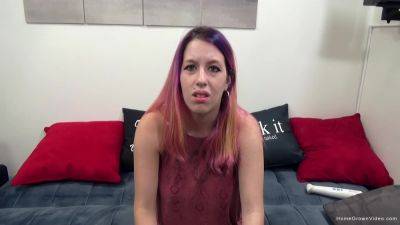 21 year old Lilly loves to suck dicks and she likes girl on girl porn! - hclips.com