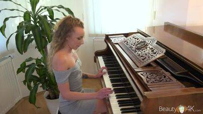 Angel Emily - Hot Foreplay after Piano Four-Hands - porntry.com