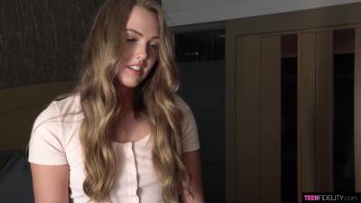 Ashley Red - Fresh, blonde teen, Ashley Red is so good at sucking and fucking, although just an amateur - hclips.com