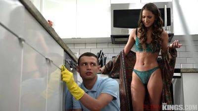 Uma Jolie - Johnny Love - Latina beauty wants the young plumber's dick for limitless fun - hellporno.com